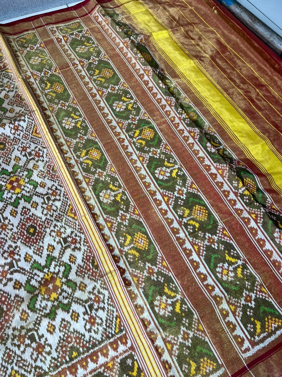 Patola 